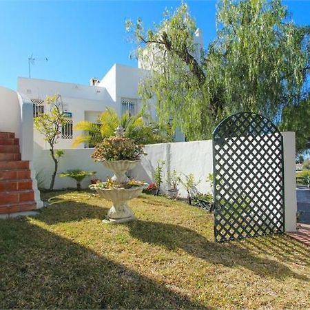 Amazing 3 Bedroom Townhouse In Nerja Exterior photo